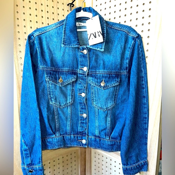 Zara Jackets & Blazers - Zara ~ Stretch Jean Jacket